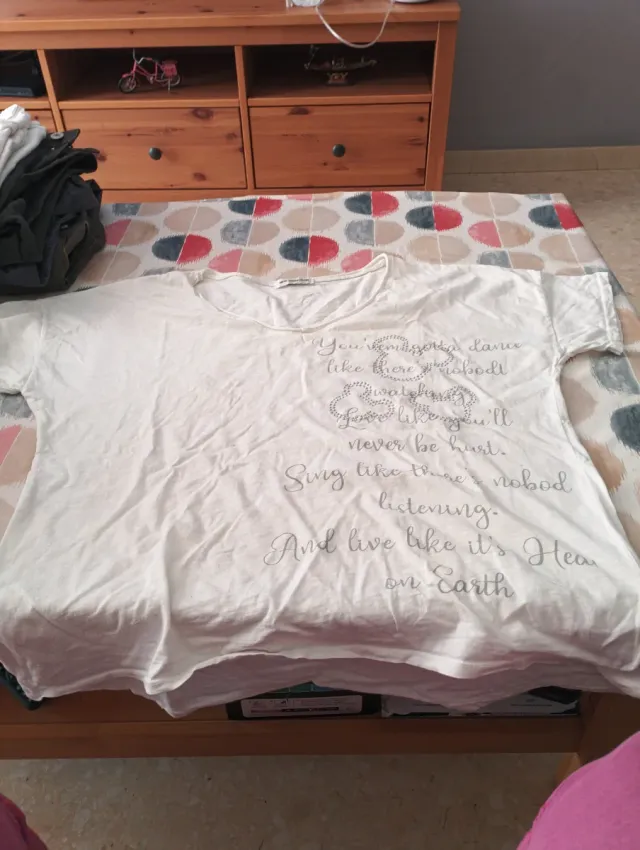 Pack 4 Camisetas Talla Única.