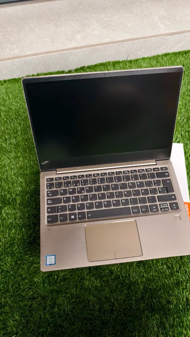 Lenovo Ideapad 720s-13IKB Portátil