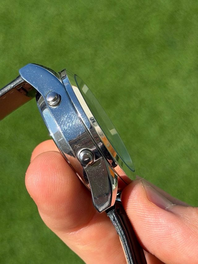 Reloj Analógico-Digital Negro