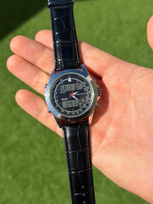 Reloj Analógico-Digital Negro