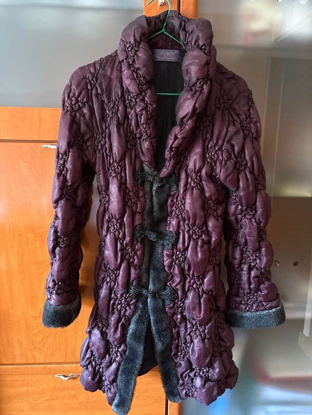 Chaquetón Puyco Talla L color burdeos