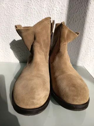 Botines camperos de piel o ante T35