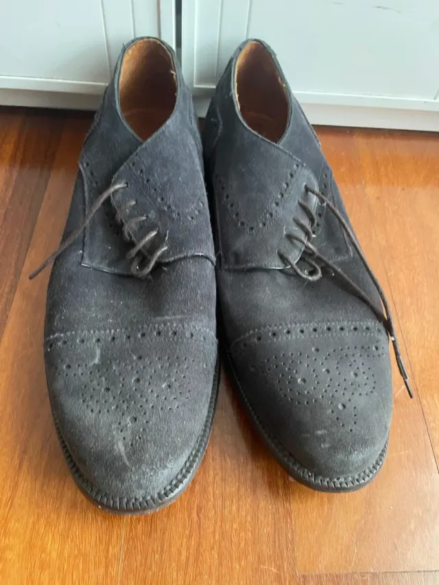 Zapatos de ante azul marinos