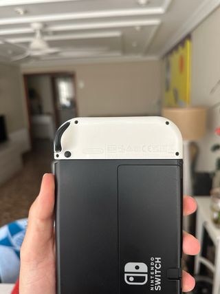 Nintendo Switch OLED Blanca + Complementos