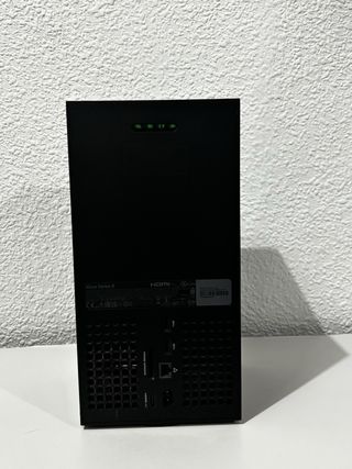 Xbox Series X con 2 mandos