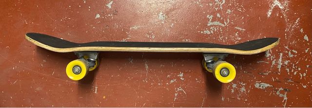 Skate Decathlon Blanco con Diseño Verde