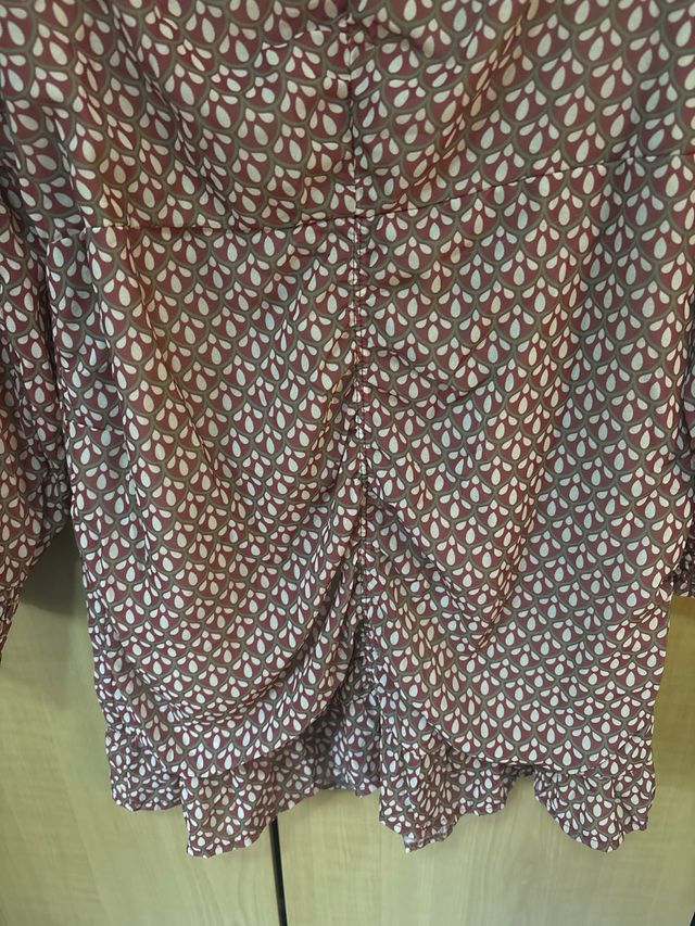 Vestido estampado marrón y rosa