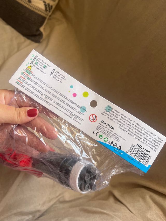 Pistola de agua infantil nueva