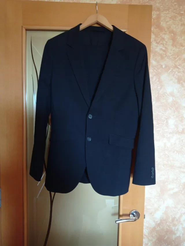 Traje Mango americana y pantalón pitillo Talla M