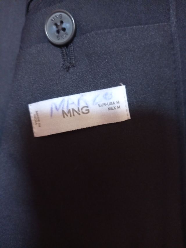 Traje Mango americana y pantalón pitillo Talla M