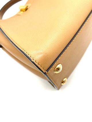 Borsa Fendi Peekaboo Beige e Oro