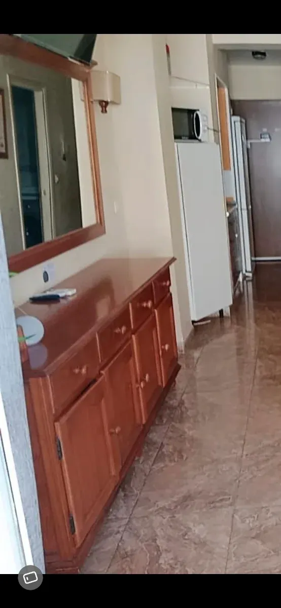 Mueble de salón de madera