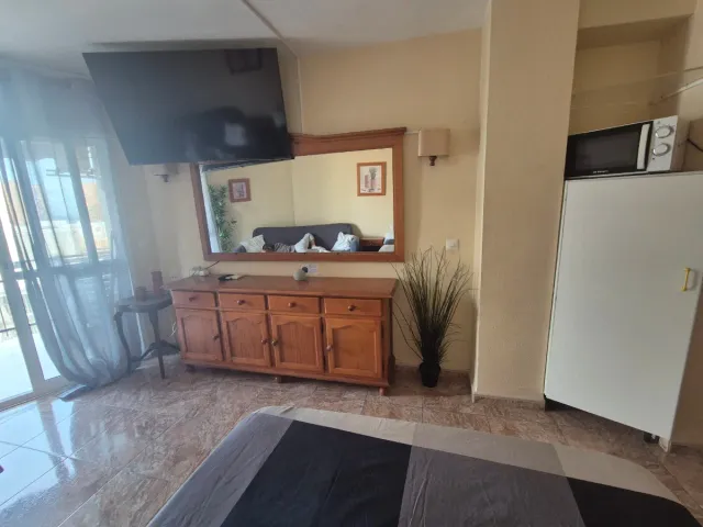 Mueble de salón de madera