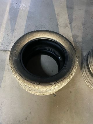 Neumáticos para furgoneta o furgon  215/60R/17C