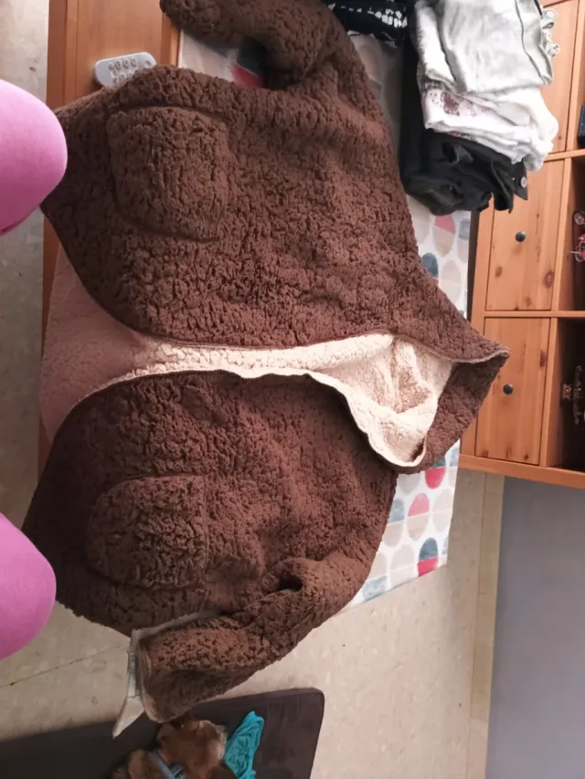 Chaqueta reversible beige y marrón