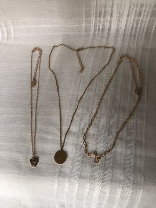 3 Cadenas Doradas con Estuche