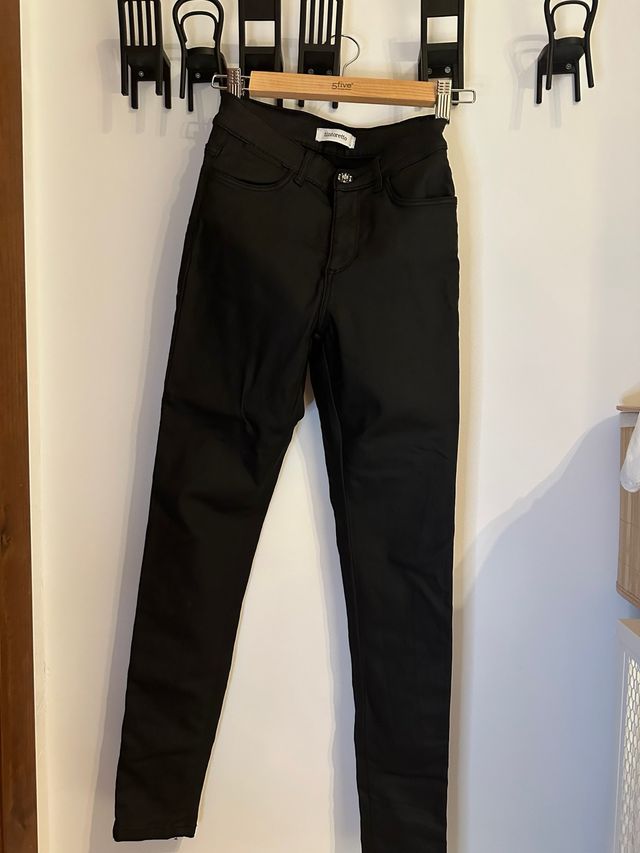 Pantalón pitillo negro Tintoretto | S