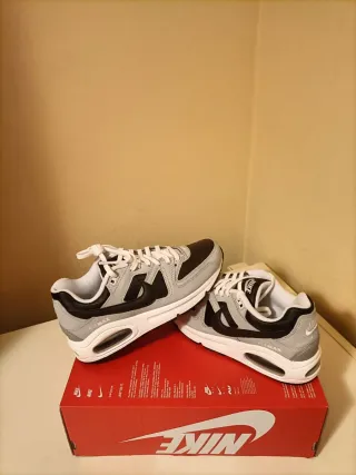 T39 Nike Air Max Command PRM