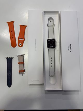 Apple Watch Series 3 42mm con correas