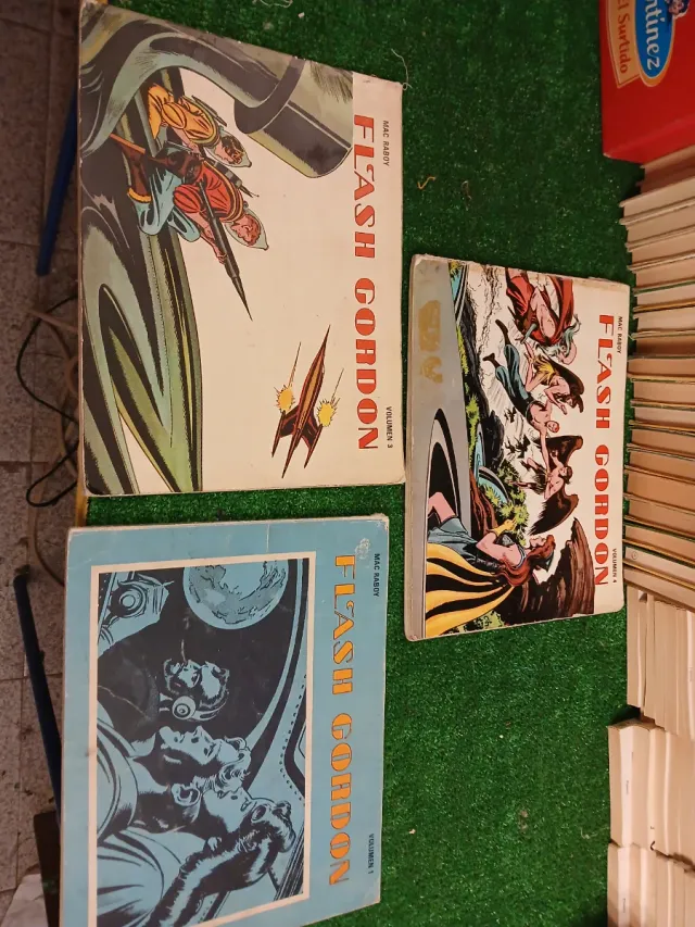 Lote 3 cómics Flash Gordon