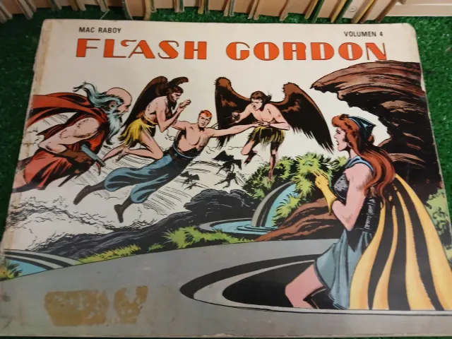 Lote 3 cómics Flash Gordon
