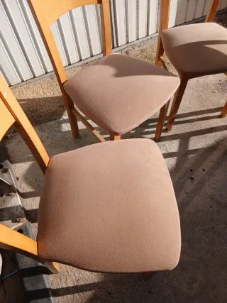 Mesa extensible comedor + 4 sillas