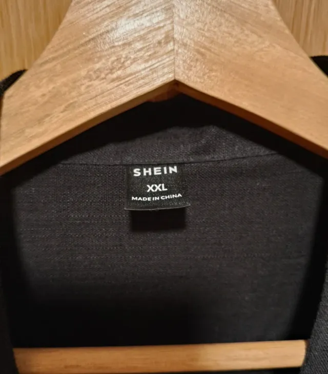Camisa negra Shein Talla XXL