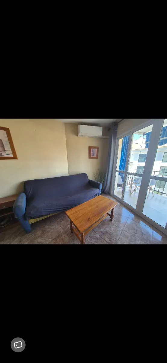 Sofá Cama Gris Tela y Madera