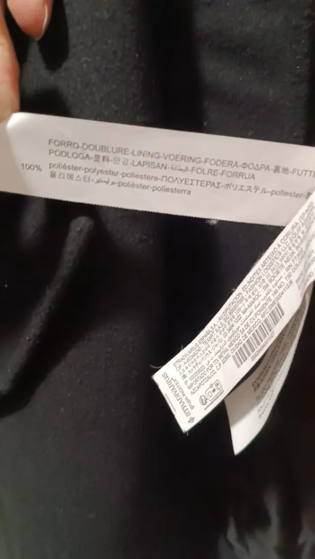 Abrigo Stradivarius Negro Talla S