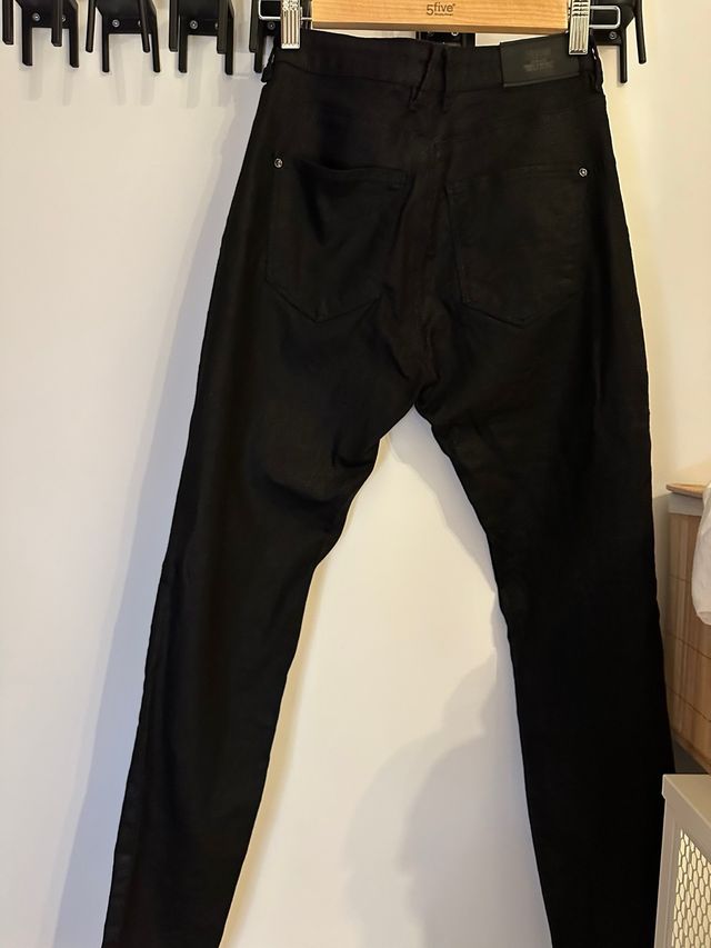 Pantalón negro pitillo tobillero | S