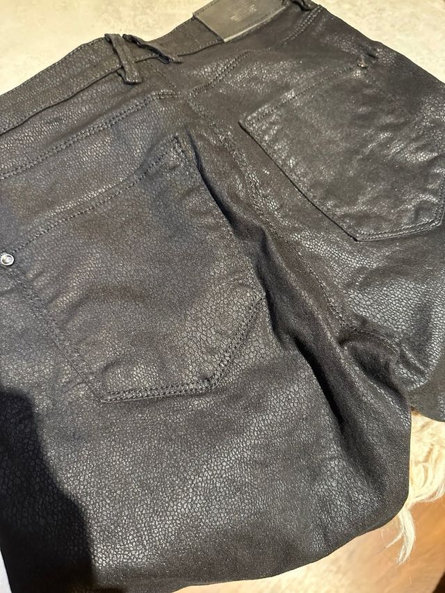 Pantalón negro pitillo tobillero | S