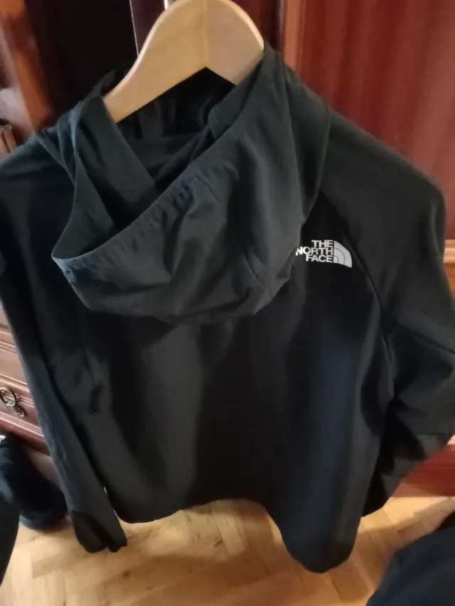 Cortavientos The North Face Negro