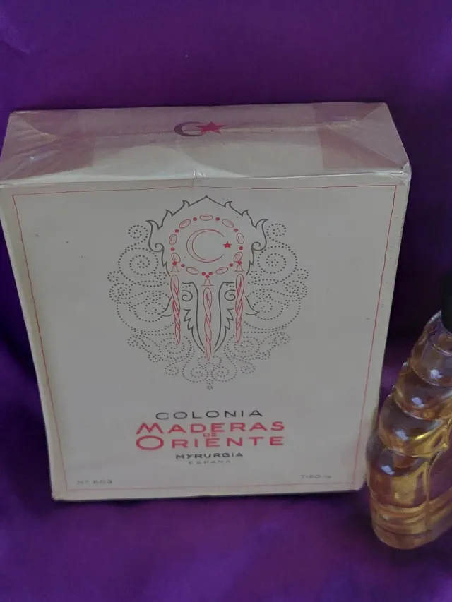 Colonia Maderas de Oriente Myrurgia