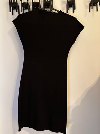 Vestido negro ajustado corto | S