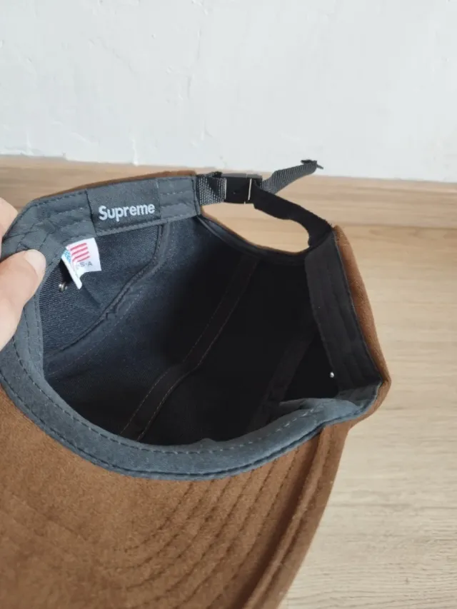 Gorra Supreme Marrón