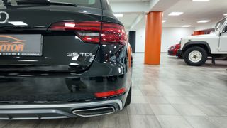 Audi A4 Avant 35 TDI 150cv Black Line Edition S tr