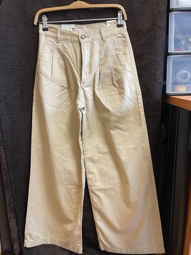 Pantalón Levi's Beige Mujer