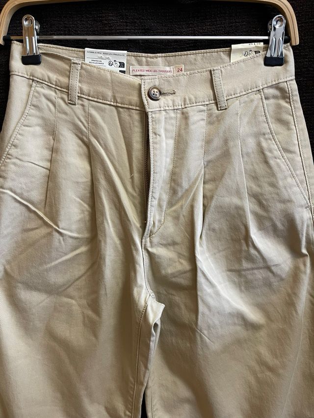 Pantalón Levi's Beige Mujer