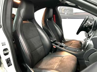 Mercedes-Benz Clase CLA 250 211cv AMG dct7