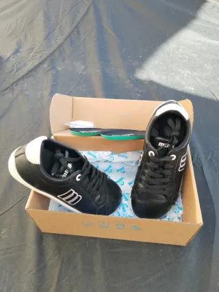 Zapatos barefoot Mustang mujer negros