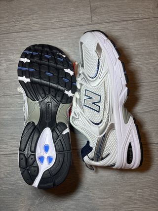 New Balance 530 Azul, Plata y Blanco