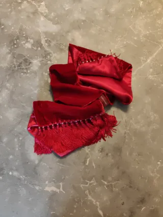 Foulard Estée Lauder Rojo