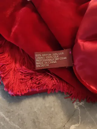 Foulard Estée Lauder Rojo