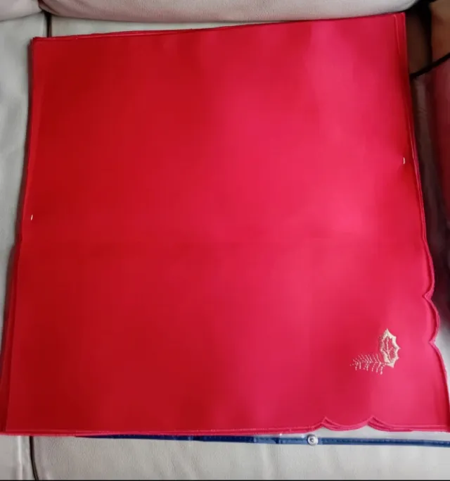 12 Tovaglioli Raso Rosso Ricamati