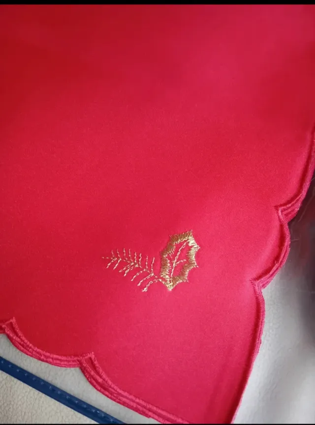 12 Tovaglioli Raso Rosso Ricamati