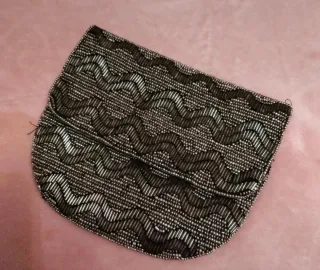 Bolso de fiesta con cadena