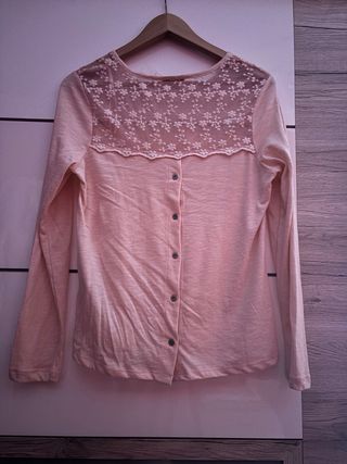 Camiseta rosa manga larga encaje