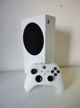 Xbox Series S Con Controller e Cavi Completa