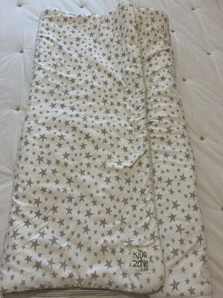 Arrullo bebé Jaén Kids Zone estrellas