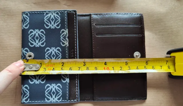 Monedero Loewe Azul y Plateado